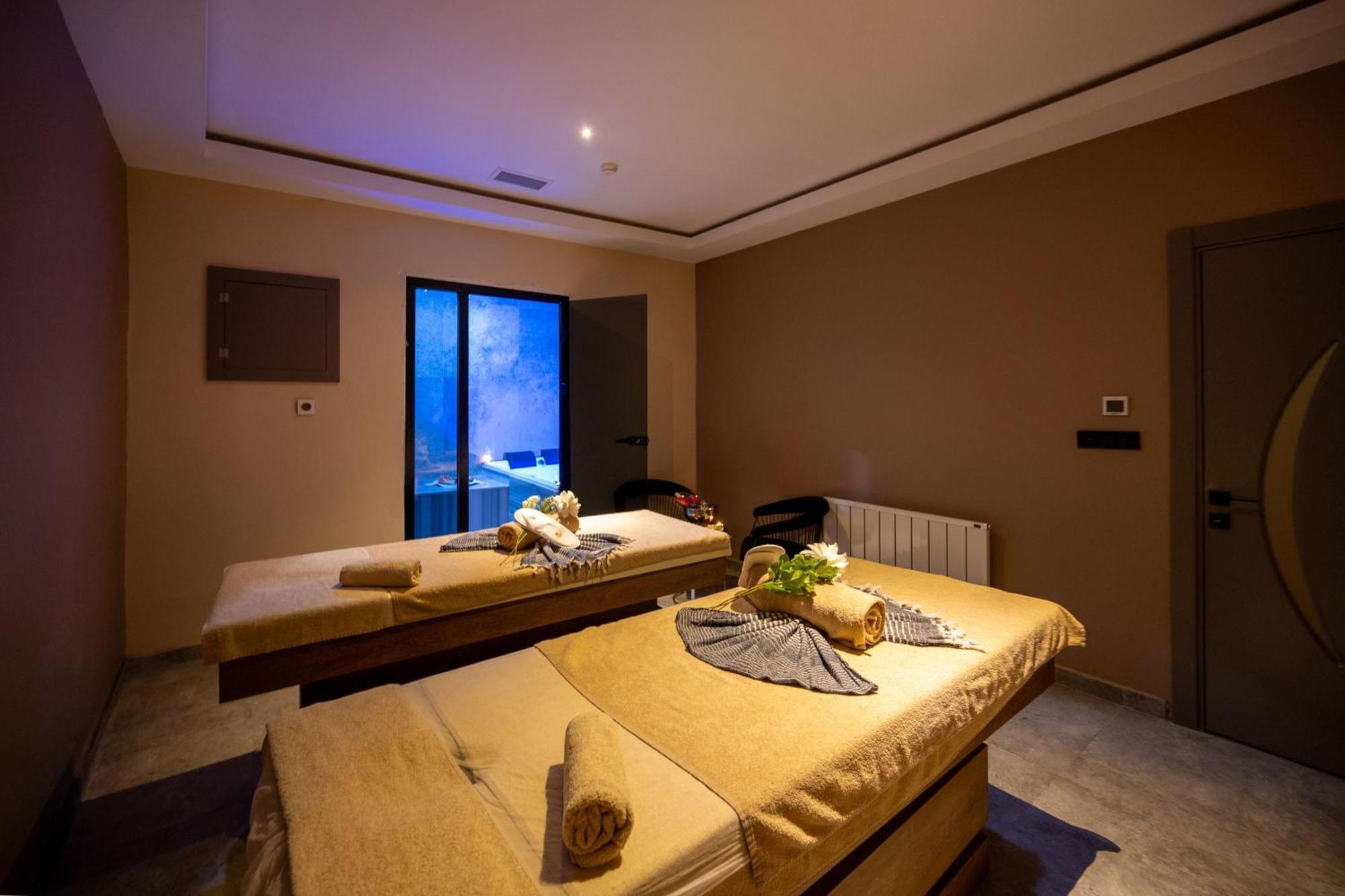 Vess Hotel Istanbul Exterior photo